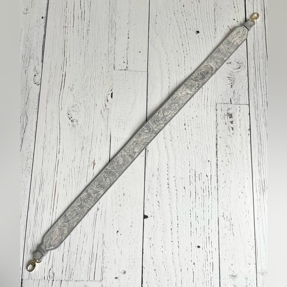 AUTHENTIC Christian Dior Strap - Picture 3 of 7
